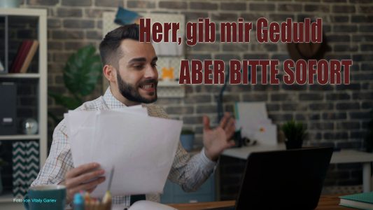 Foto von Vitaly Gariev: https://www.pexels.com/de-de/foto/geschaftsmann-mann-laptop-arbeiten-22046217/